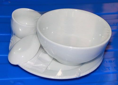 Máy bọc màng co bát đĩa, đặc điểm và tác dụng Máy bọc màng co bát đĩa, đặc điểm và tác dụng